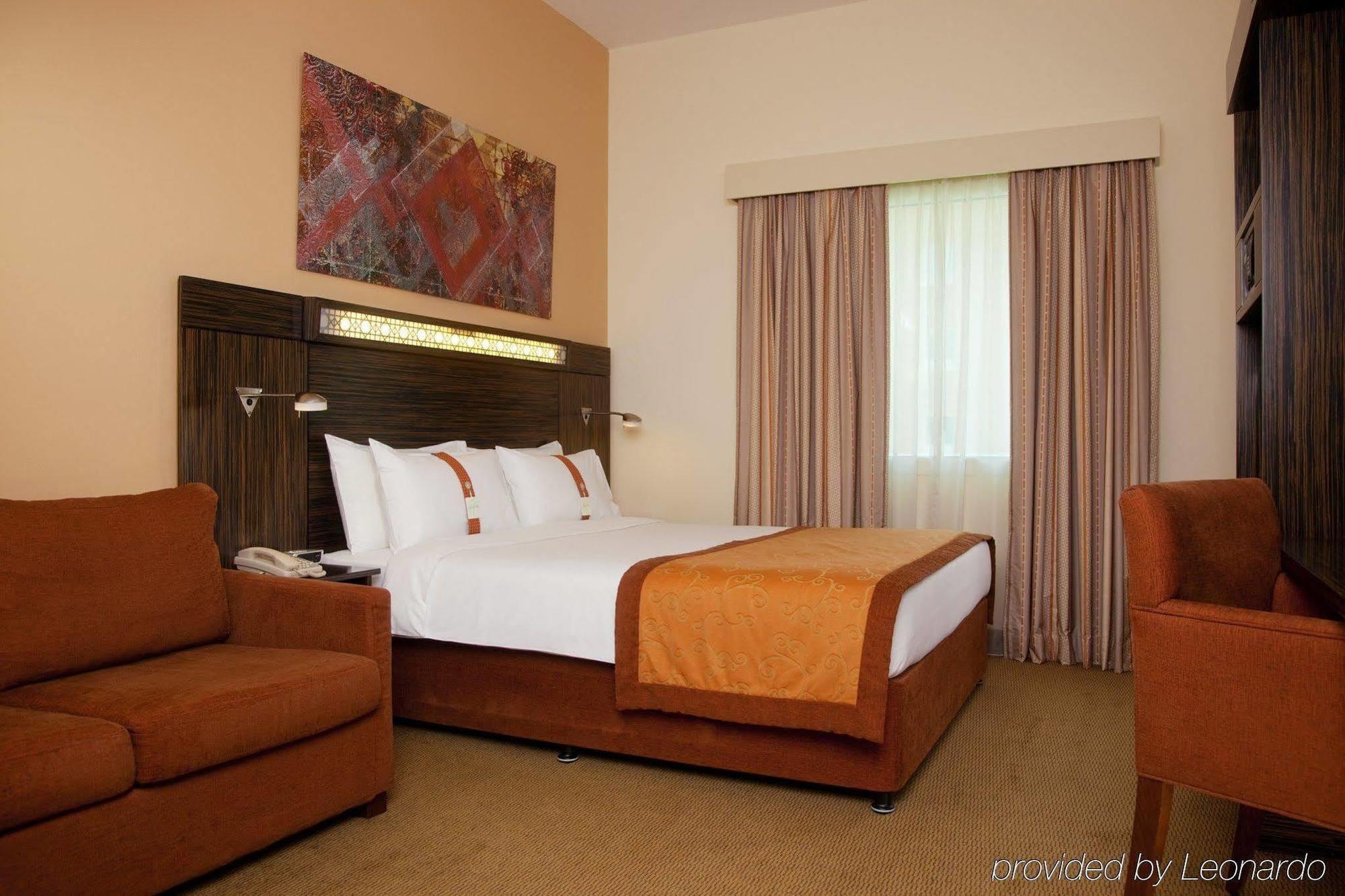 Holiday Inn Express Dubai Internet City, An Ihg Hotel Zimmer foto
